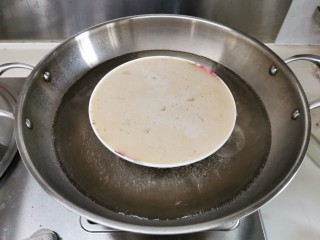 10、爽滑马蹄糕（红豆糕）,第二盘纯马蹄糕继续蒸。