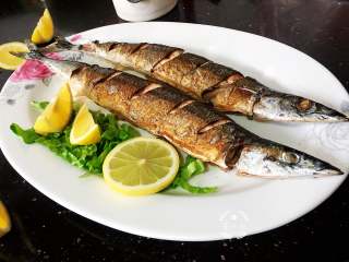 17、干煎秋刀鱼,成品~~~超级简单吧~