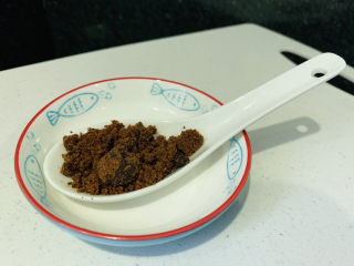 10、尖椒肥肠,加红糖