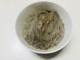 7、荞麦面,捞出
