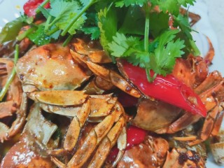 21、美味香辣大闸蟹,上桌