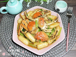 17、螃蟹炒年糕,再来一张成品图。