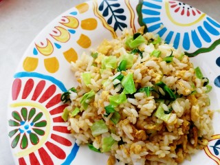 15、青菜炒饭,早餐炒起来。