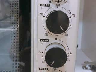 12、锡纸金针菇(烤箱版),上下管180度烤10分钟