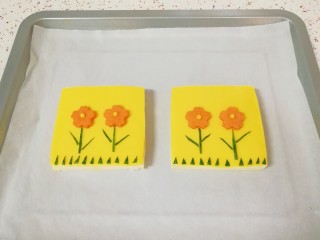 9、芝士面包片,出炉。