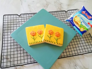 13、芝士面包片,宝贝一个人吃光光。