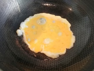 16、酱油炒面,鸡蛋要大火煎