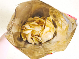 7、薯片鸡翅,薯片打开包