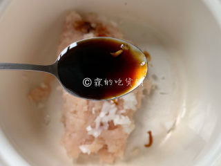 5、冬至美食 鸡肉洋葱圈,生抽。