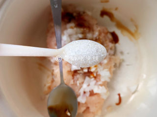 6、冬至美食 鸡肉洋葱圈,糖。