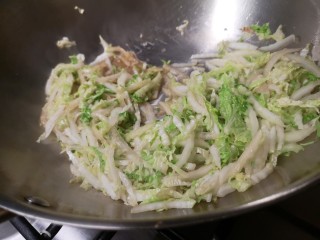 11、一碗素面当夜宵,加入少许酱油。