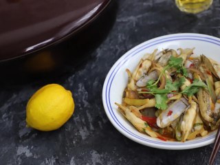 10、爆炒蛏子,很诱人吧！