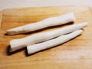 2、山药馒头,去皮