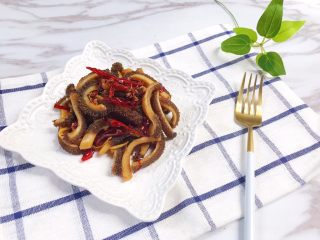 14、麻辣劲爆干煸牛肚,开始享用吧