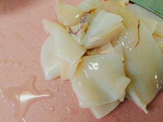 5、家庭版+铁板烧鱿鱼串家庭,切小片