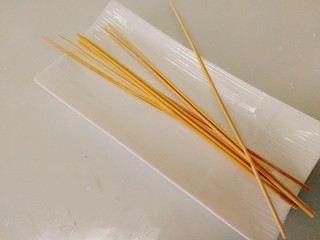 11、家庭版+铁板烧鱿鱼串家庭,准备好竹签