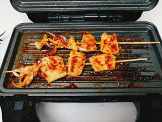 21、家庭版+铁板烧鱿鱼串家庭,最后撒点辣椒面