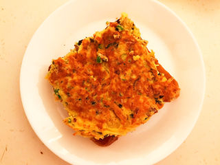 19、芝士火腿三明治,加入煎好的火腿鸡蛋饼