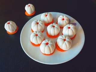 1、茯苓糕,今天做的茯苓糕。