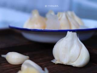 10、自制糖蒜,清脆而且不辣，配粥或者馒头特别好吃