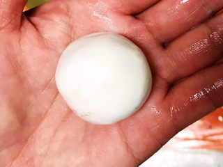 18、冬至美食  茄汁三味猫爪汤圆,捏紧收喽，团圆后压扁