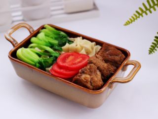 16、排骨青菜番茄面,成品一