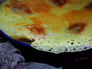 13、冰花煎饺,冰花煎饺吧,萌妹子们叫蕾丝饺子,其实还是煎饺,不过吃个情调,精致的冰花也许会让速食更加浪漫。