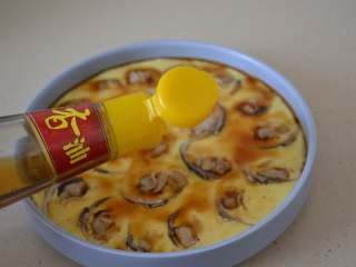 12、文蛤蒸蛋,少量香油。