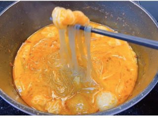 10、何炅麻辣烫,超好吃