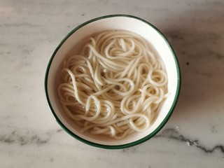 17、雪菜肉丝面,捞到碗里