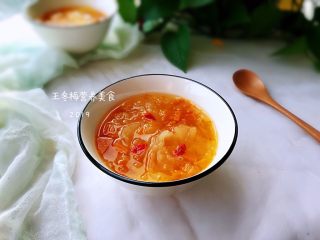 6、银耳南瓜羹,成品。