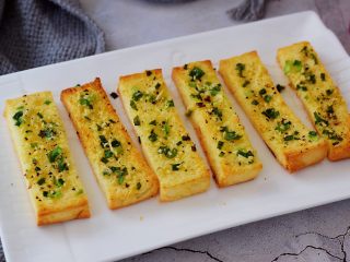 14、蒜香吐司条,图三