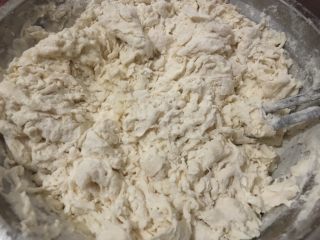 5、梅干菜肉包,搅拌絮状