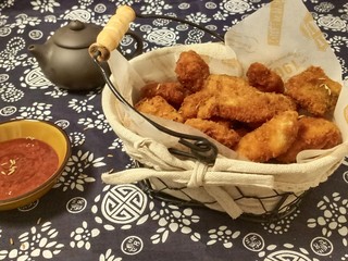 9、孜然鸡胸肉,炸到金黄色偏棕色即可控油捞出