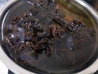 5、梅干菜肉包,泡发