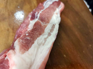 10、梅干菜肉包,五花肉去皮