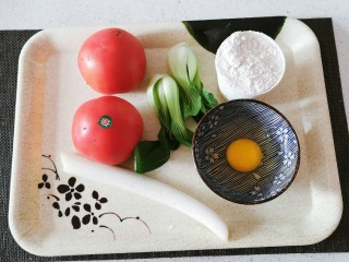 1、西红柿面疙瘩,食材准备好了