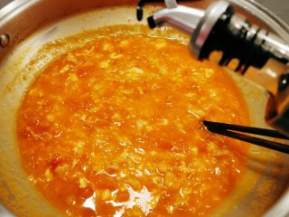 18、西红柿面疙瘩,放入芝麻油增香