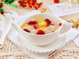 17、金燕耳金桔桂圆羹,每天一碗营养丰富又健康养生，喜欢的亲们赶紧行动起来吧……