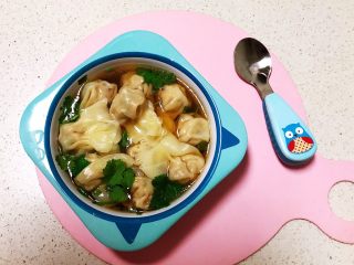 31、宝宝健康食谱  小金鱼虾仁猪肉抄手,虾仁猪肉馅小金鱼抄手可以吃了~