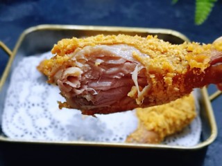 16、好吃不胖~无油低脂零失败的奥尔良面包糠烤鸡腿,外脆里嫩,宝贝一口气吃3个,好吃到停不下来。