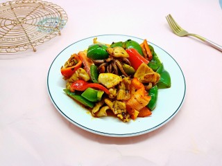 13、3分钟就学会的下酒菜  辣椒炒鱿鱼,鱿鱼这样做特别好吃！香味扑鼻！口感爽嫩！简单易做！