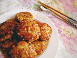 19、莲藕饼,又香又嫩，里面还有脆脆的藕丁，超级下饭。