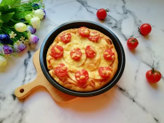 16、百变水果 水果披萨,散发着芝士和水果的香味。