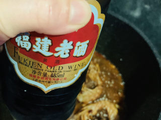 13、香辣皮皮虾,加料酒；