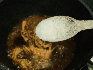 16、香辣皮皮虾,加味精；