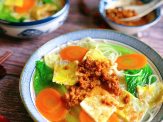 16、臊子面,吃的时候浇上臊子即可