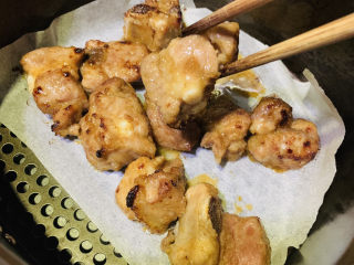 12、孜然排骨,取出翻面