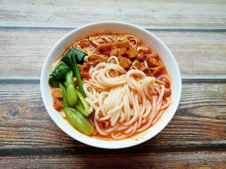 12、骨汤米线,等不及要开吃啦!