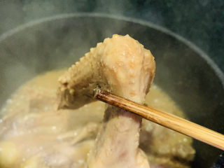 18、红烧鸭翅,鸭翅入味，起锅